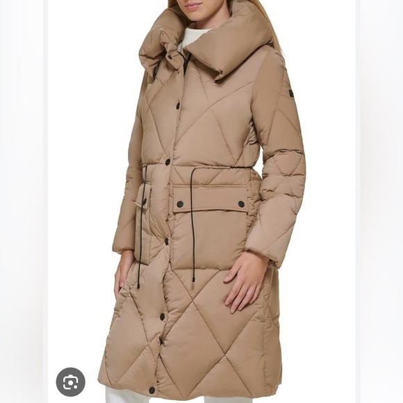 DKNY Pillow Collar Puffer Coat - Picture 4 of 4